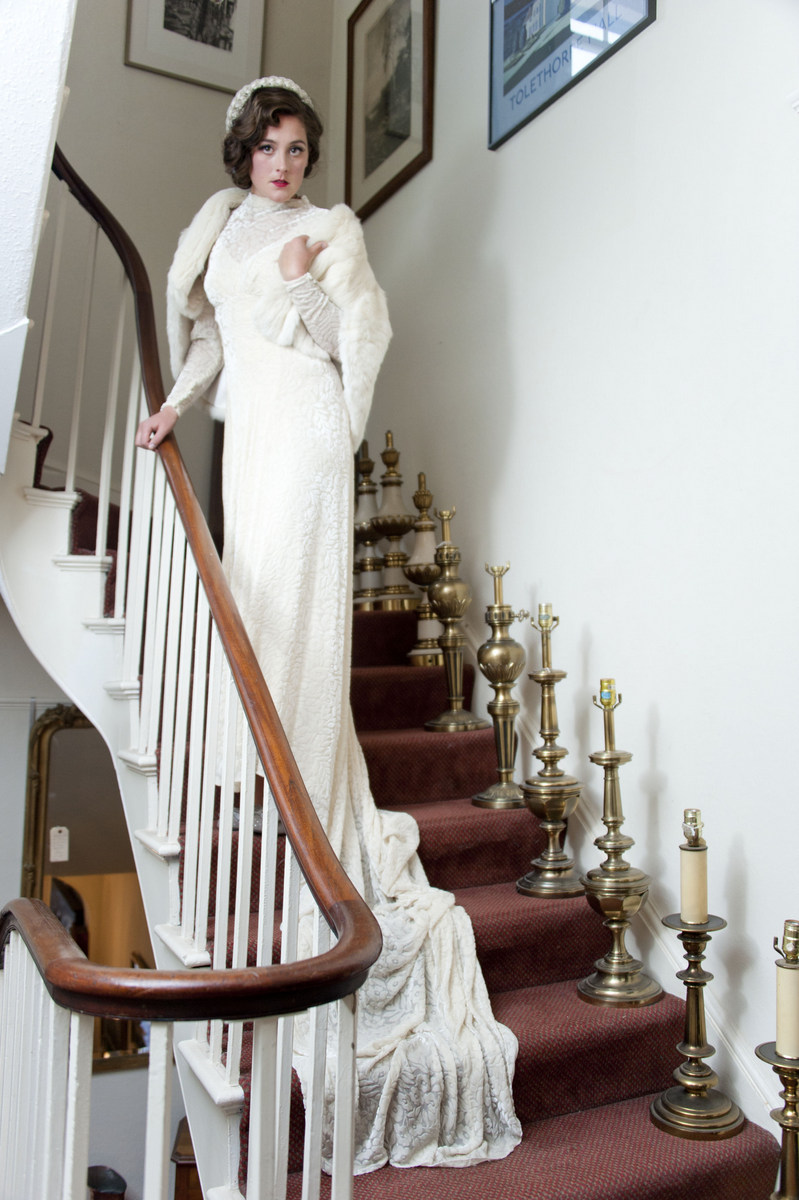 Queens of England: Royal Wedding Dresses: Princess Grace of Monaco