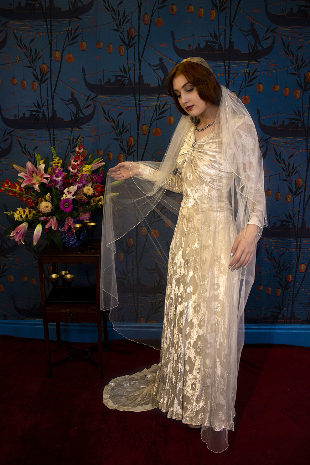 Vintage 1940's Parachute Silk Bridal Gown - Etsy | Silk bridal gown, Bridal  gowns, Gowns
