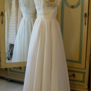 1940s vintage wedding dress